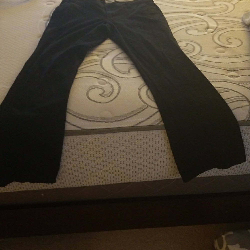 Black old navy pants size 6 regular